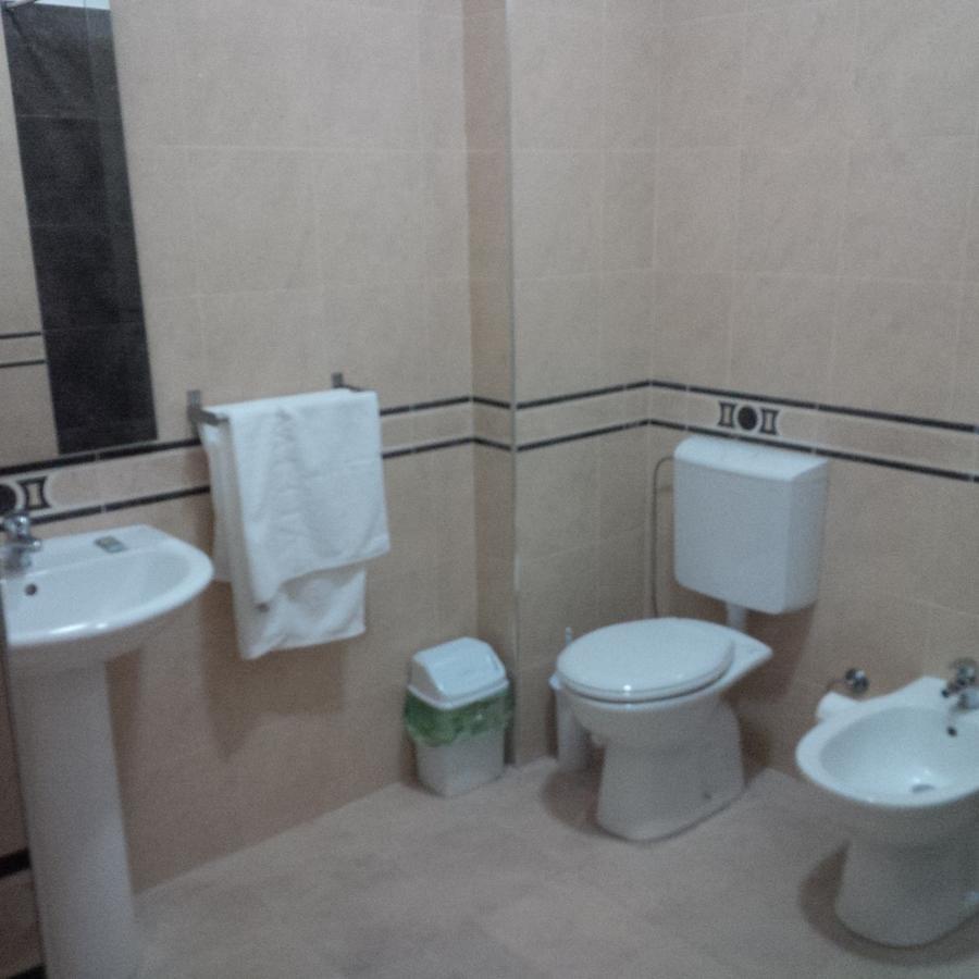 Herges Hotel Durrës 外观 照片
