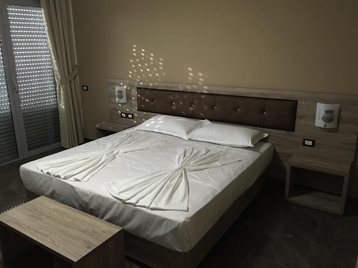 Herges Hotel Durrës 外观 照片