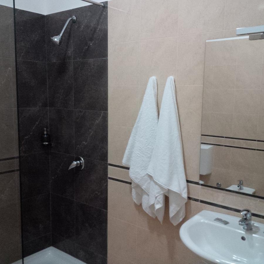 Herges Hotel Durrës 外观 照片
