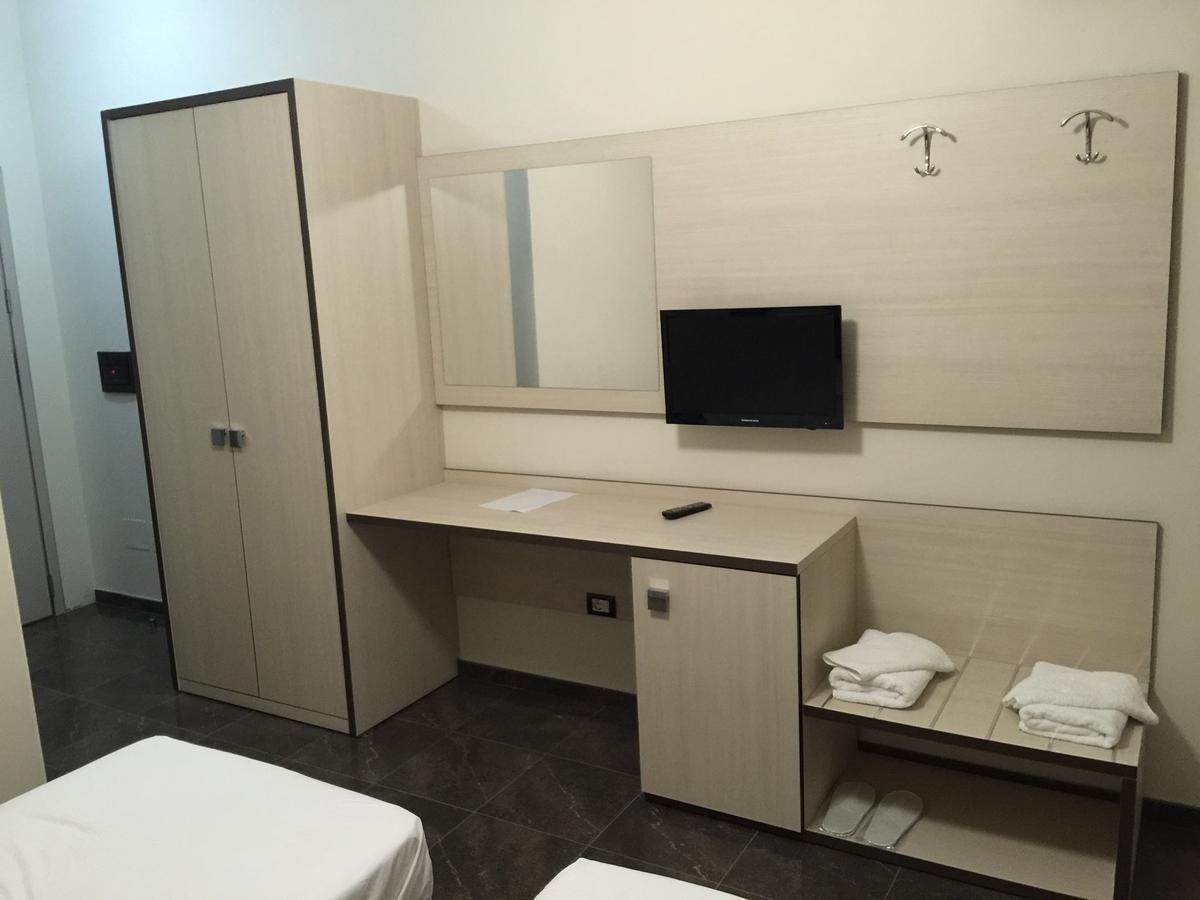 Herges Hotel Durrës 外观 照片