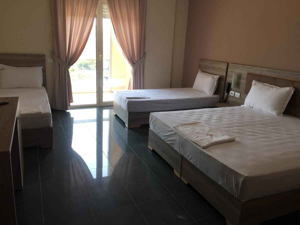 Herges Hotel Durrës 外观 照片