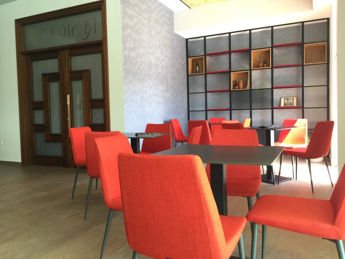 Herges Hotel Durrës 外观 照片